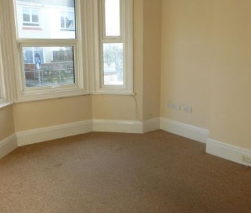 4 bedroom terraced house to rent - Photo 1