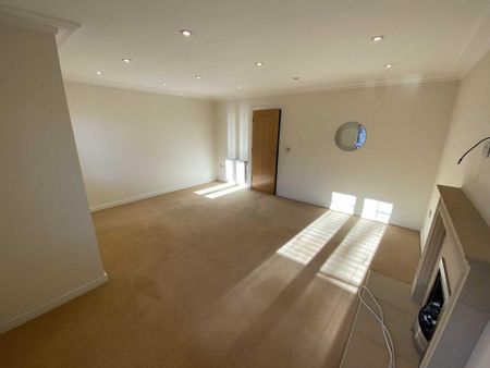 4 bedroom townhouse to rent - Photo 5