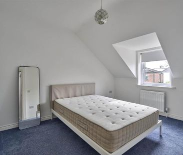 17 Lyle Road, Ballyholme, Bangor, BT20 5LU - Photo 5