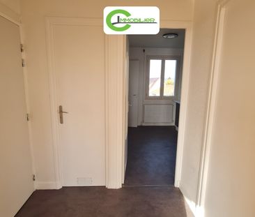 Location Appartement 4 pièces 68m² LA FERTE BERNARD 72400 - Photo 5