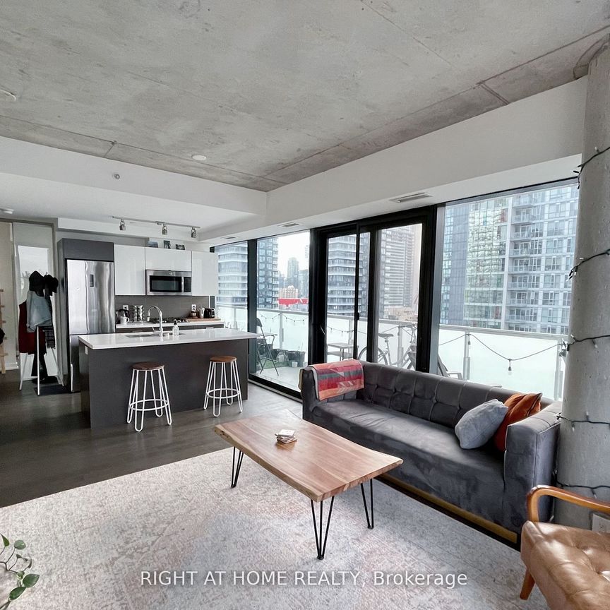 11 Charlotte Street #2402 - Photo 1
