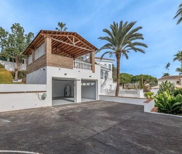 6 bedroom luxury Villa for rent in Marbella Del Este, Spain - Photo 6