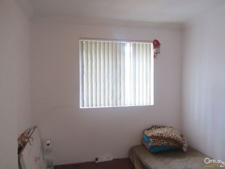 Renovated Townhouse - Photo 5