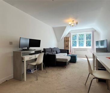 St Catherines Wood, Camberley St Catherines Wood, Camberley - Photo 2