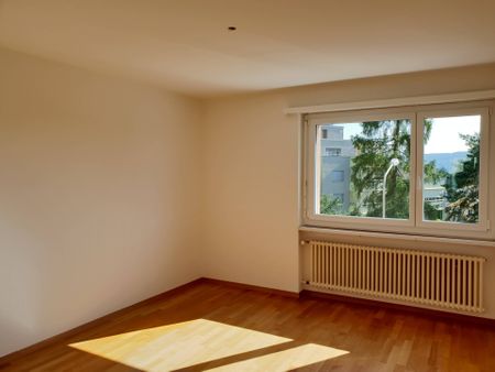 Schöne Familienwohnung mit Top-Preis-/Leistungsverhältnis - Photo 3