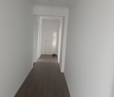 17 Agatha Way, Werribee, Vic 3030 - Photo 4