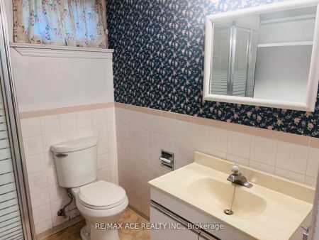 15 Sedgemount Drive #Bsmt - Photo 2