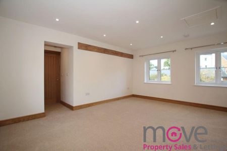 2 bedroom semi-detached house to rent - Photo 3