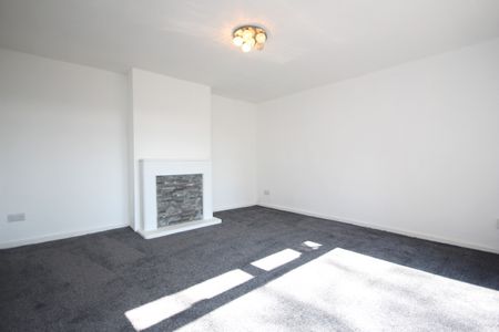 Mossgiel Road, Glasgow, G67 - Photo 2