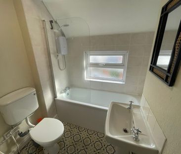 193 Connsbrook Avenue, - Photo 5