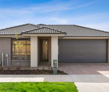 Three Bedroom, Two Bathroom Home - Photo 3