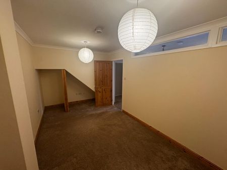 2 bedroom House To Let Total Size: 593 SQ FT - Photo 5