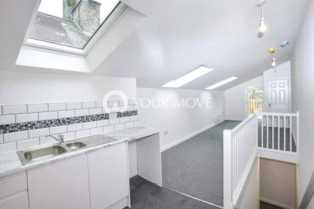 2 bedroom flat to rent - Photo 2