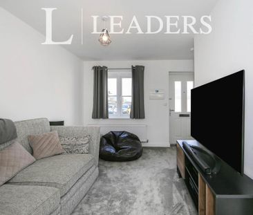 2 bedroom semi-detached house to rent - Photo 3