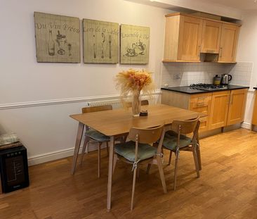 1 Bed Flat, Ferry Quays, TW8 - Photo 4