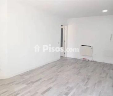 Piso en alquiler en Camarena - Foto 2