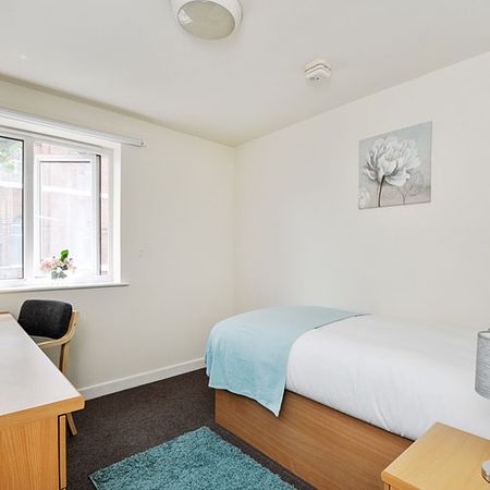 Barnard House, Hackney E9 - £804.69 per month (includes utility bills and council tax) - Photo 2