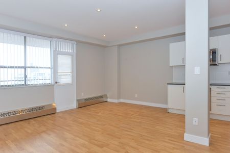 190 Jameson Avenue - Photo 2