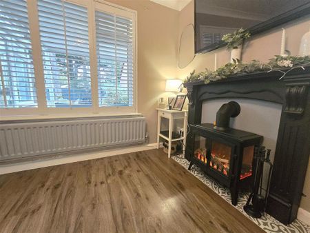 4 bedroom detached house to rent - Photo 4