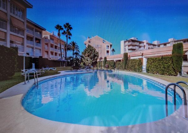 Spacious ground floor for rent with a pool and garden in Javea Arenal LONG TERM