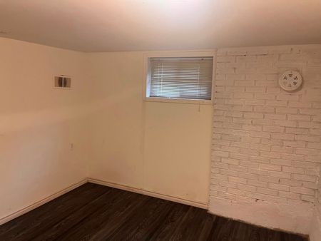 For Lease - 425 Stevenson Road, Oshawa, Ontario - Photo 5