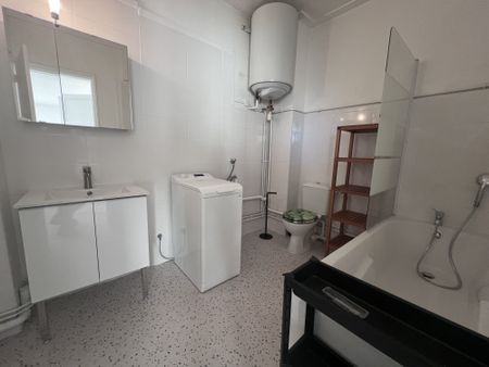Location Appartement 1 pièce 24m² ST LO 50000 - Photo 4
