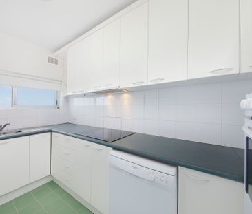 Coastal Lifestyle With Ocean Views - Photo 3