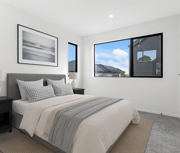 Modern Luxury - Unbeatable Location - Photo 2