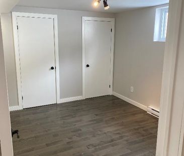 3 1/2 Semi-meublé dans le vieux Ste-Rose - Photo 4