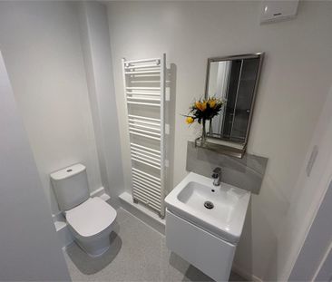Room 4 at 122 Union Lane, Cambridge - Photo 5