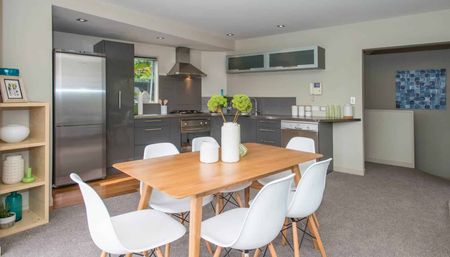 MODERN 3 BEDROOM TOWNHOUSE PARNELL - Photo 5