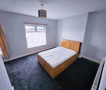 St. Davids Terrace, Chester, Saltney Ferry - Photo 5