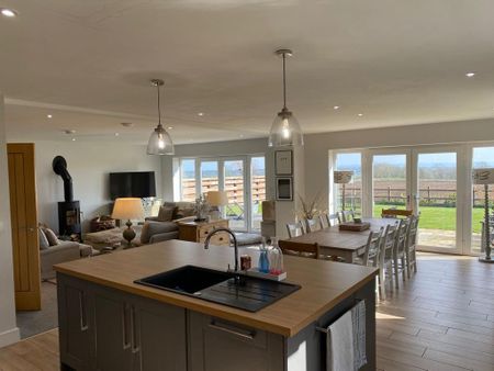 4 bedroom house to rent - Photo 3