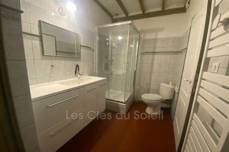 Location appartement 2 pièces 43 m² Brignoles - Photo 3