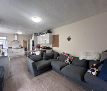 8 bedroom house share to rent - Photo 3