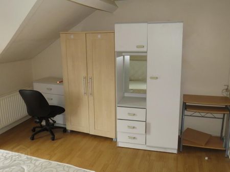 12 Tates Avenue, Belfast, BT9 7BY - Photo 3