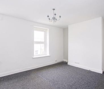 3 bedroom apartment to rent - Photo 1