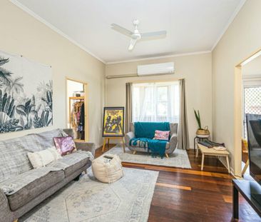 NEAT AND TIDY 2 BEDROOM HOME - Photo 4