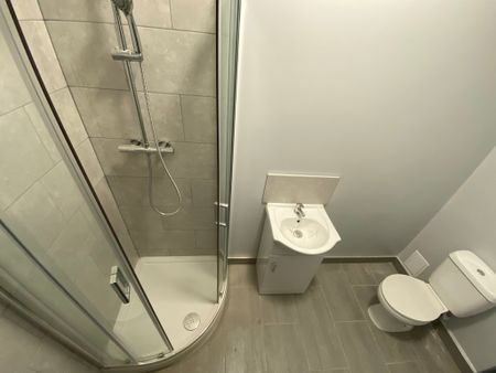 Long Street, City Centre, Wolverhampton - Photo 4