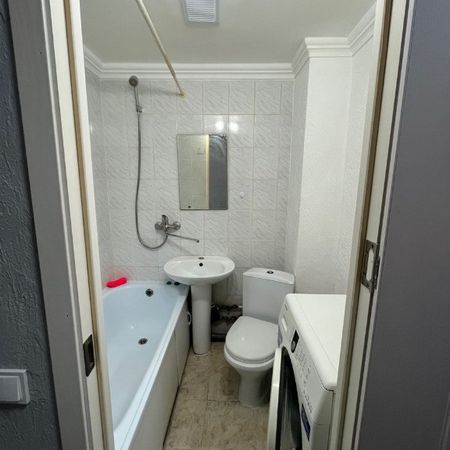 Garsoniera de inchiriat in zona Costin Georgian - Fotografie 4