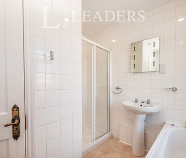 2 bedroom detached to rent Sunny Close - Photo 2