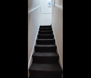 3 Bed Flat, Littleton Road, M7 - Photo 3