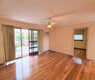 74 Cochrane Street, MITCHAM - Photo 5