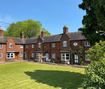 The Square, Fole, Uttoxeter ST14 5EG - Photo 2