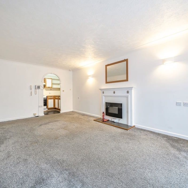 1 bedroom flat to rent - Photo 1