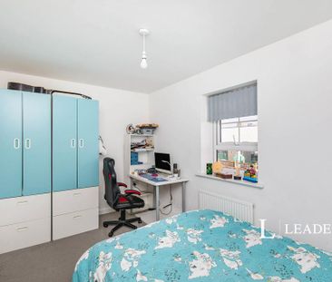 2 bedroom terraced house to rent - Photo 4