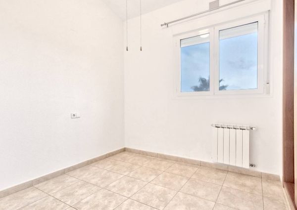 Villa for rent in Gata de Gorgos