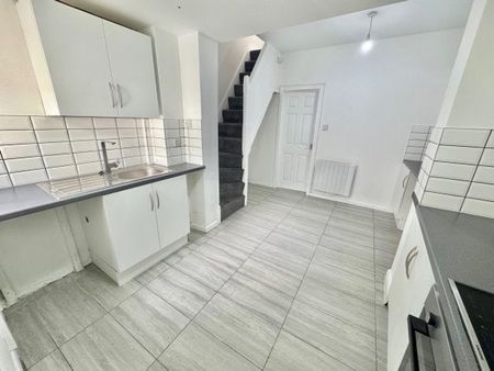 Whittier Street L8 - Photo 3