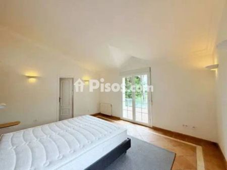 Chalet en alquiler en Calle Calle Endrinas No Number - Photo 5