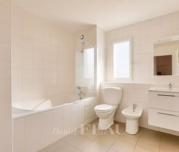 Tout savoir sur cette maison dans le quartier Mont Valérien, à Nant... - Photo 6